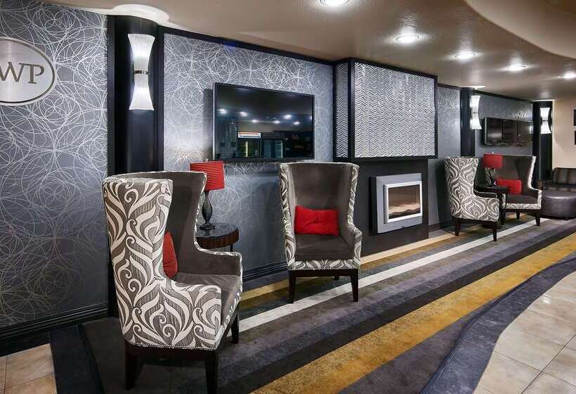 Отель Best Western Premier Crown Chase Inn & Suites