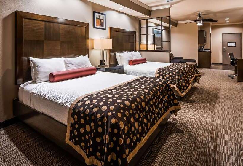 בית מלון כפרי Best Western Premier Crown Chase Inn & Suites