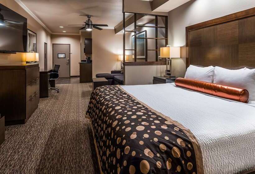 בית מלון כפרי Best Western Premier Crown Chase Inn & Suites