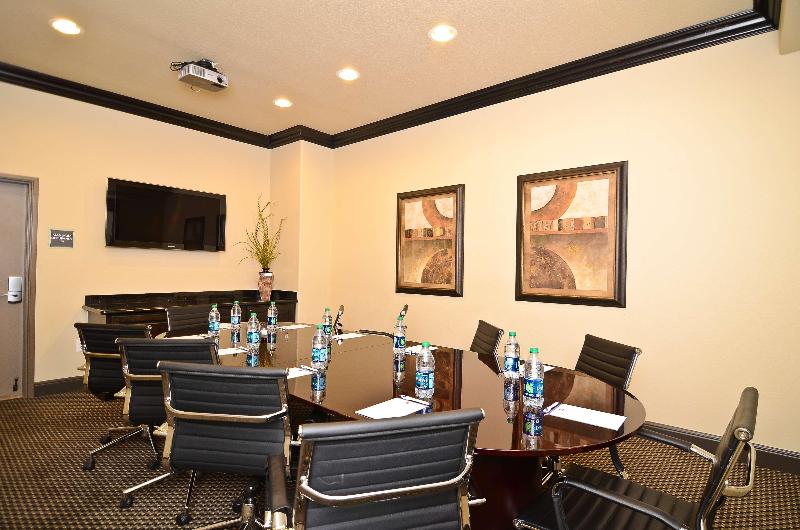 בית מלון כפרי Best Western Premier Crown Chase Inn & Suites