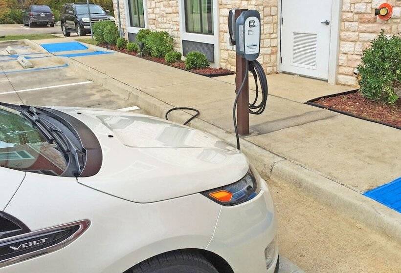 בית מלון כפרי Best Western Premier Crown Chase Inn & Suites