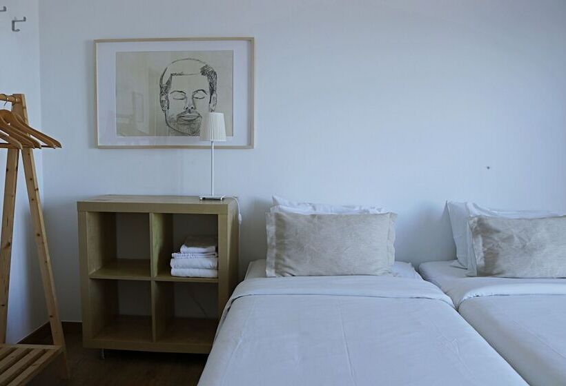 هتل Blue Buddha Beach Rooms & Suites