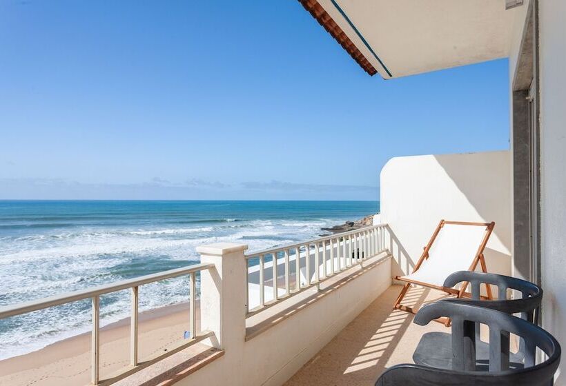 هتل Blue Buddha Beach Rooms & Suites