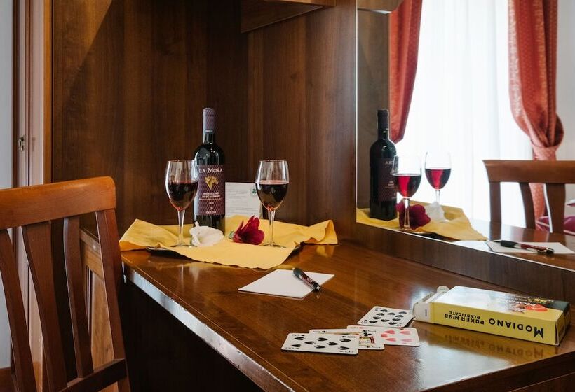 فندق Cala Di Forno