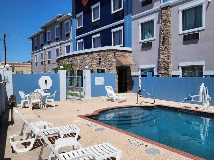 ホテル Comfort Inn & Suites Donna Near I2