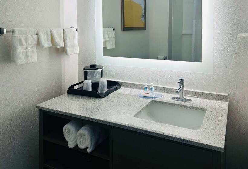 Отель Comfort Inn & Suites Wylie