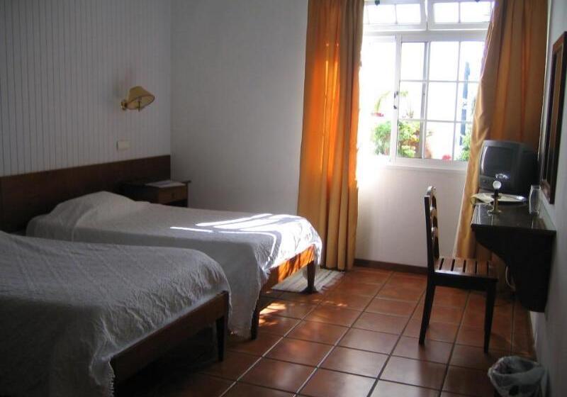 酒店 Guesthouse Vila Lusitania