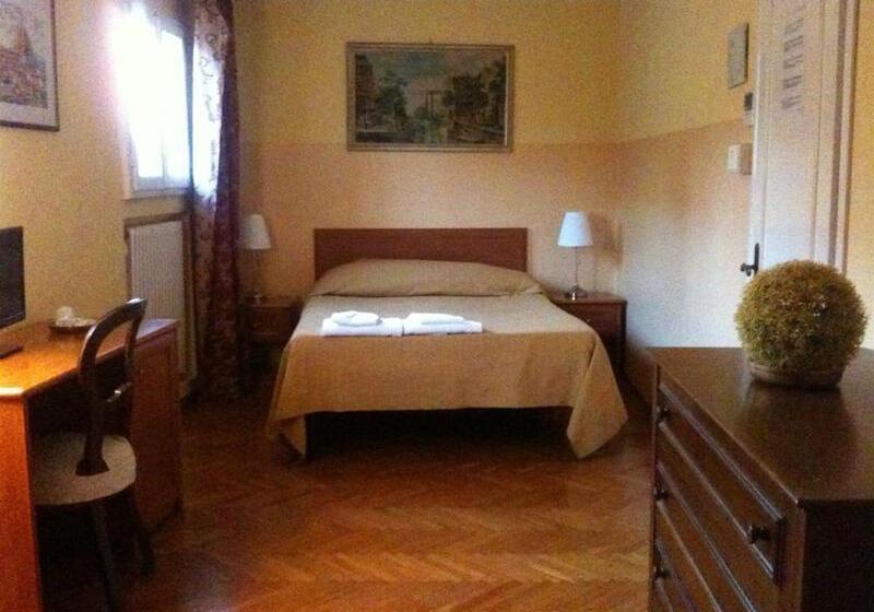 هتل Il Pitti  Soggiorno