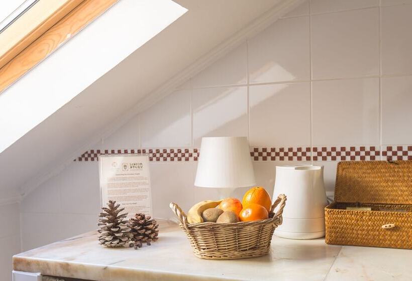 هتل Lisbon Story Guesthouse