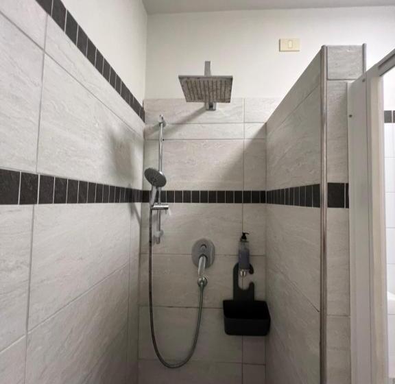 فندق Locanda Rosy