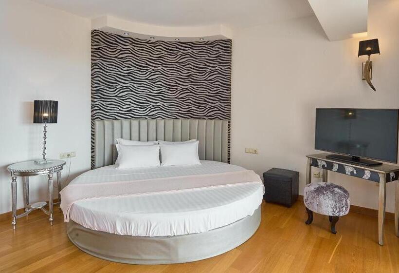 فندق Mediterranean Princess  Adults Only