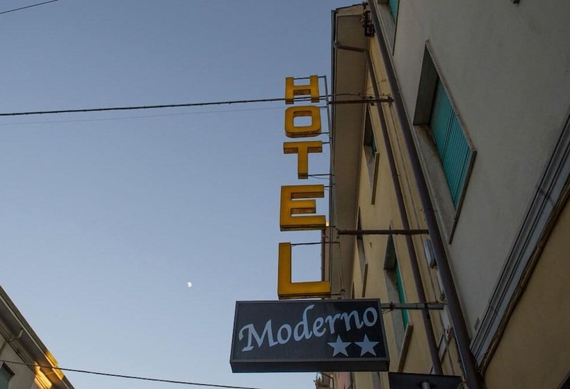 هتل Moderno
