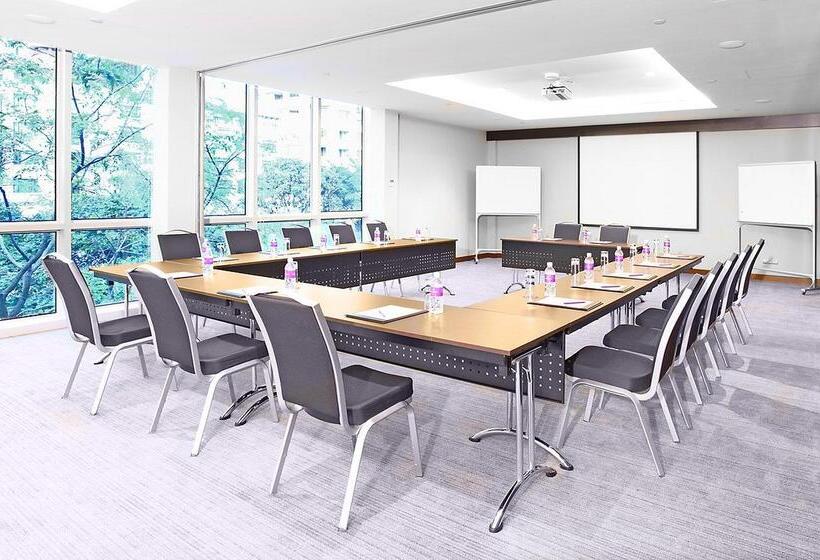 هتل Park Regis By Prince Singapore   Newly Renovated