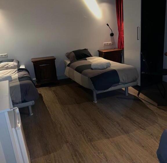 فندق Restaurant Old Bridge