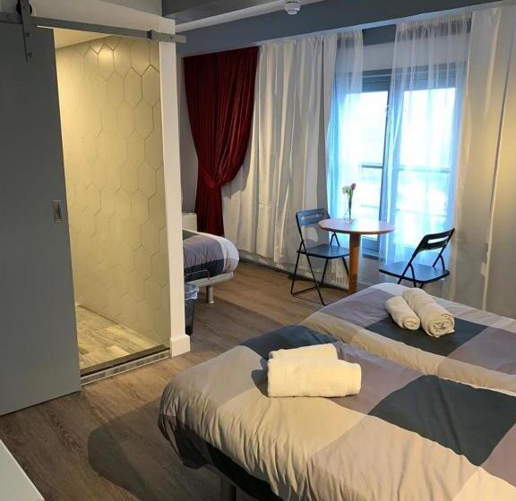 فندق Restaurant Old Bridge