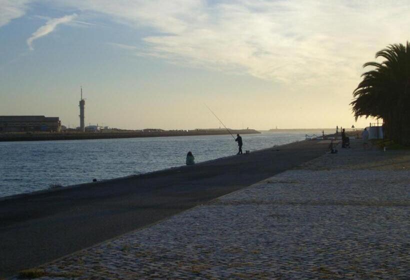 호텔 Residencial S Juliao Al