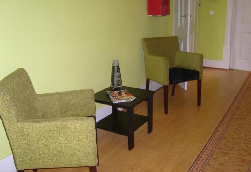 호텔 Residencial S Juliao Al