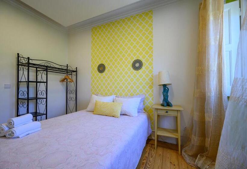 هتل Terrace Lisbon Hostel