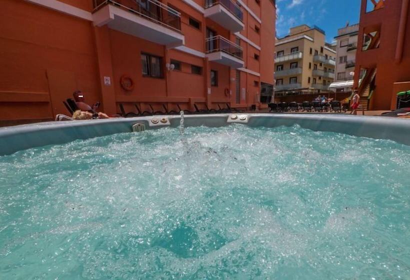 فندق Tossa Beach Center