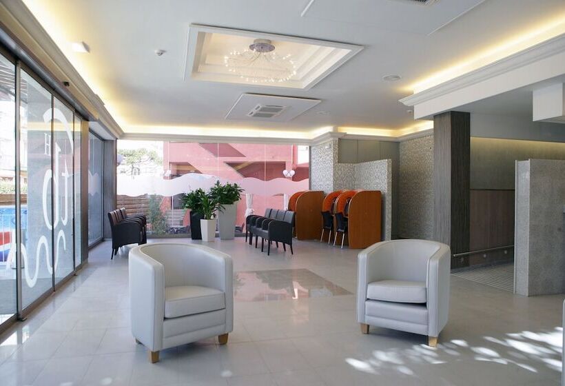 فندق Tossa Beach Center