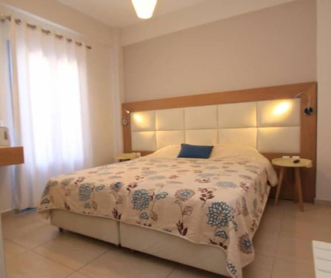 هتل Villa Roussa
