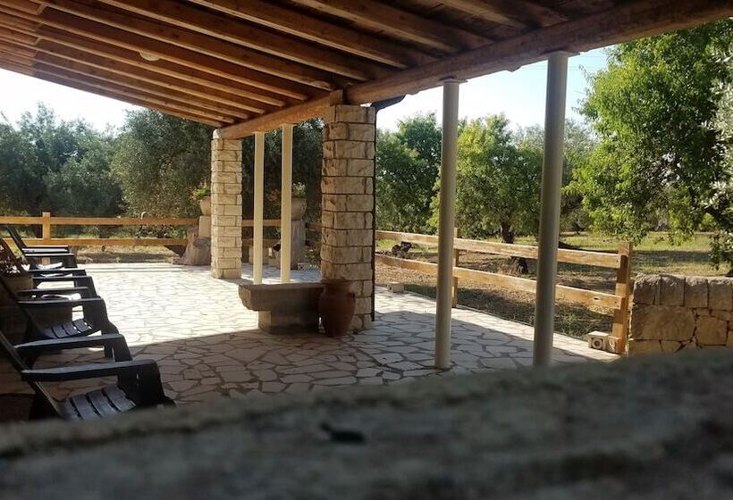 Neeton Noto Bed & Breakfast