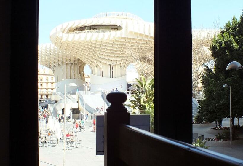 مسافرخانه Joy Setas Coworking