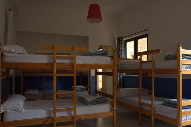 مسافرخانه Joy Setas Coworking