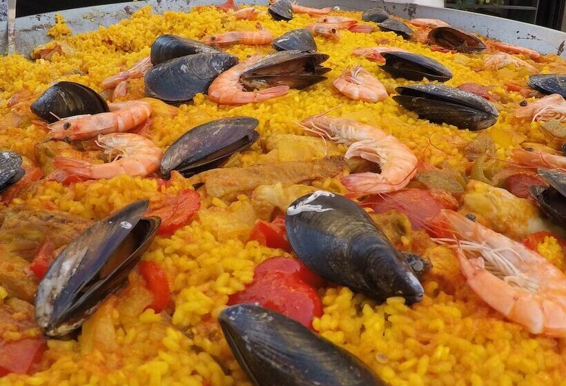 مسافرخانه Joy Setas Coworking