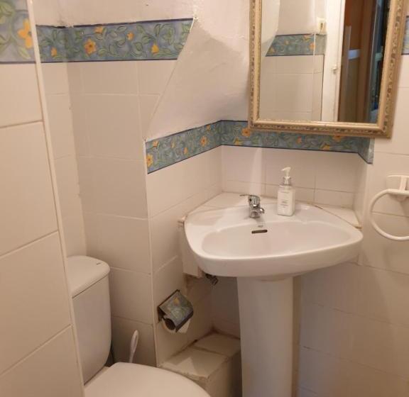 Pension Aussie Guesthouse