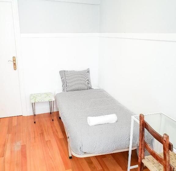 Pension Aussie Guesthouse