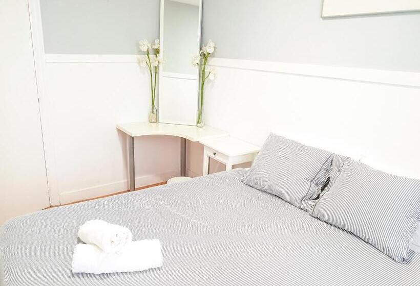 Pension Aussie Guesthouse