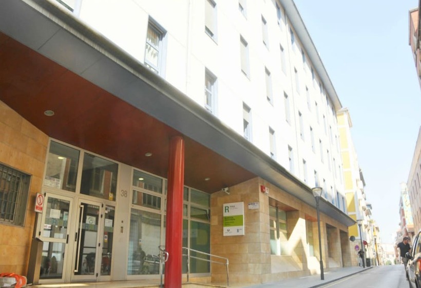 Residencia Universitaria Blas De Otero