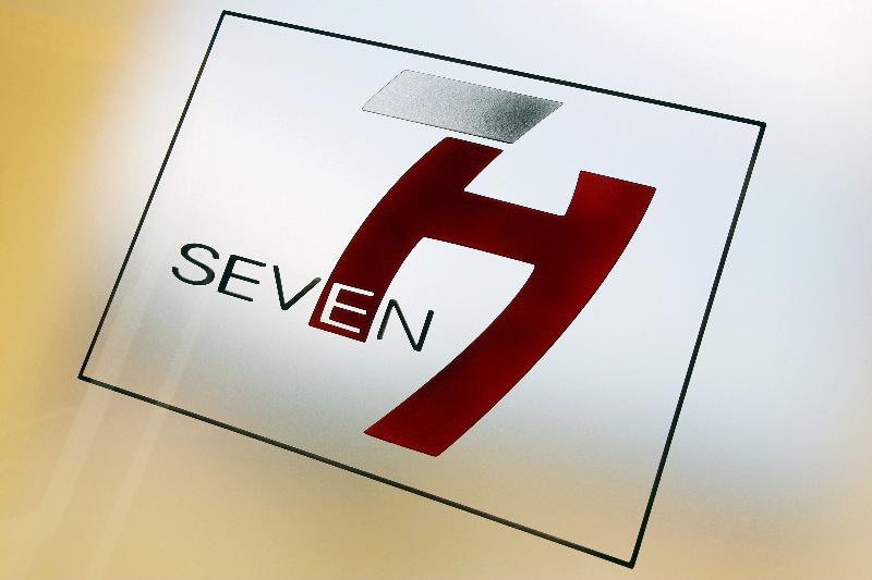 Seven Hostel & Rooms