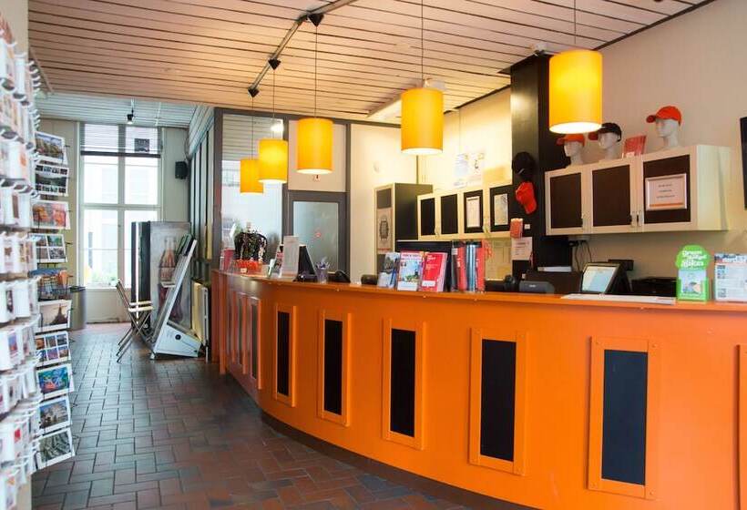 Stayokay Amsterdam Stadsdoelen   Hostel