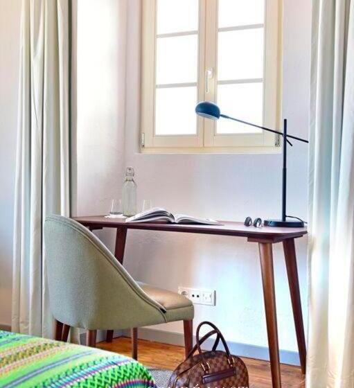 The Noble House  by Unlock Hotels