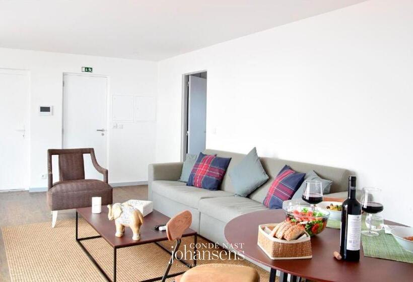 The Noble House  by Unlock Hotels