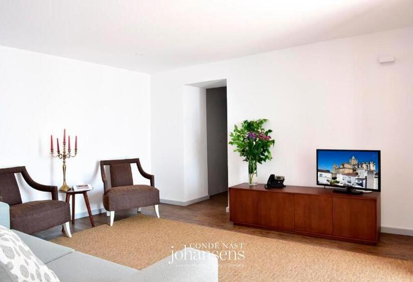 The Noble House  by Unlock Hotels