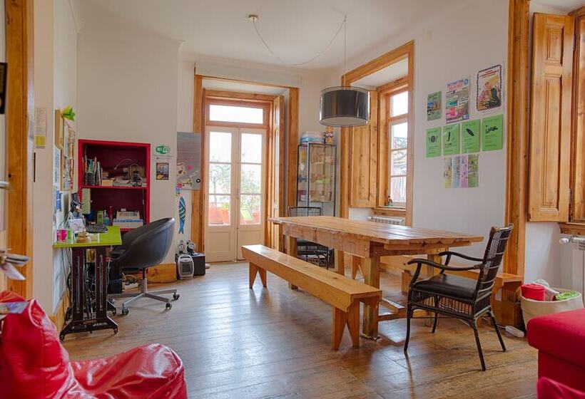 This Is Lisbon Hostel