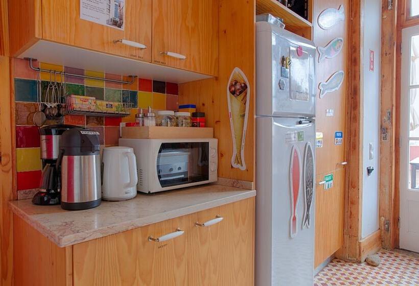 This Is Lisbon Hostel