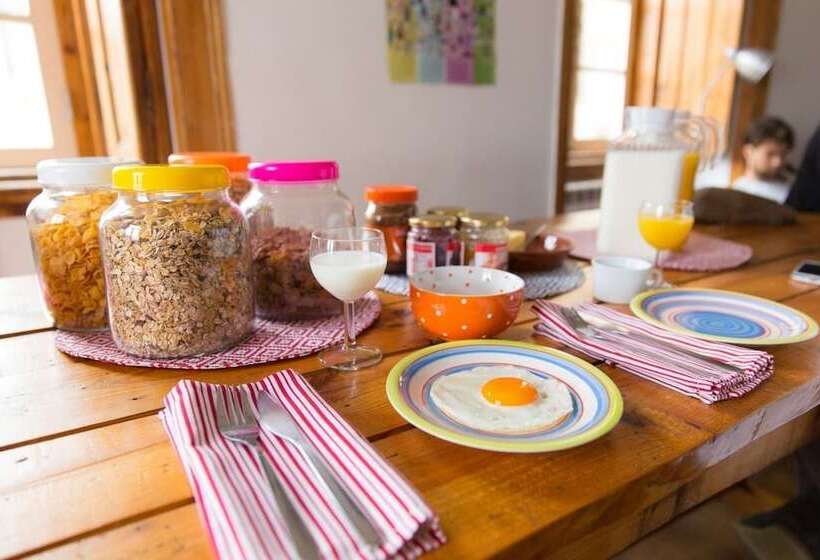 This Is Lisbon Hostel