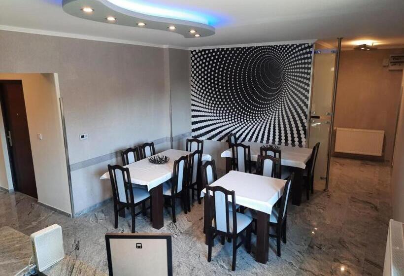 تختخواب و صبحانه Borostyán Panzió