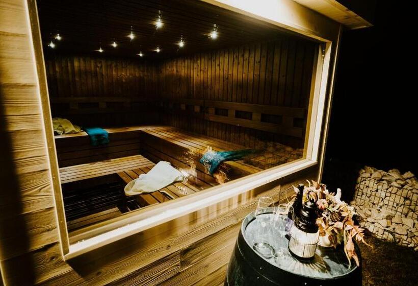 ベッドアンドブレックファースト Dominium Pincészet és Panzió