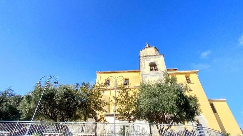 مبيت وإفطار Takeamalficoast City Loft