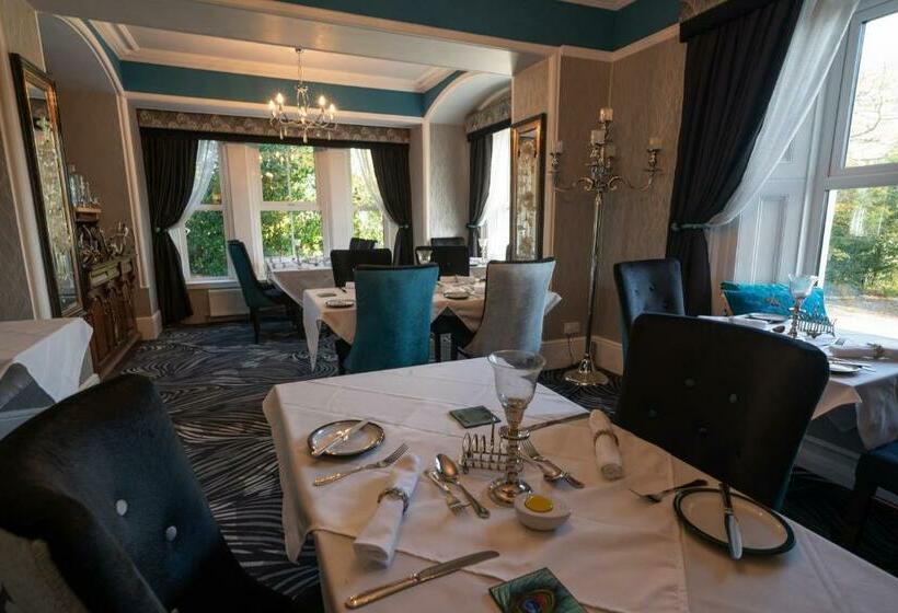 ベッドアンドブレックファースト The Art Lounge