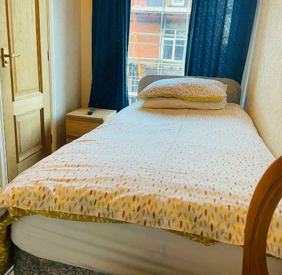 Bed and Breakfast The Roadhouse