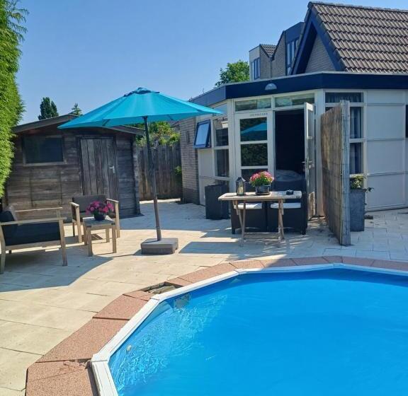 East Meets West Bed And Breakfast