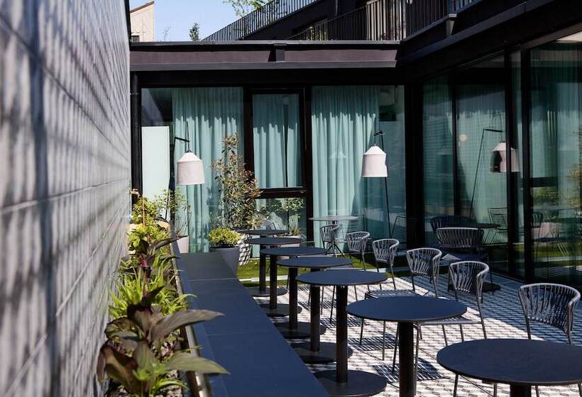 호텔 Indigo Vienna Naschmarkt, An Ihg