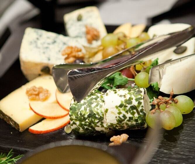 호텔 Indigo Vienna Naschmarkt, An Ihg