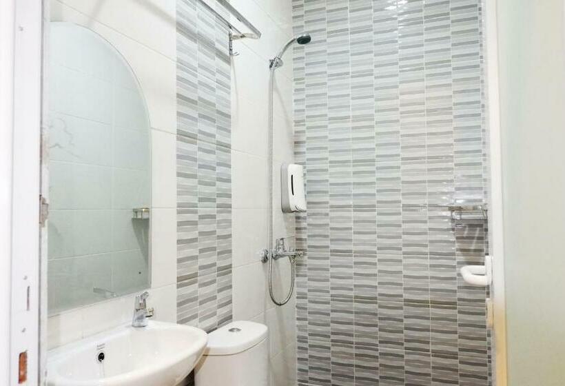 Отель Victory Stay